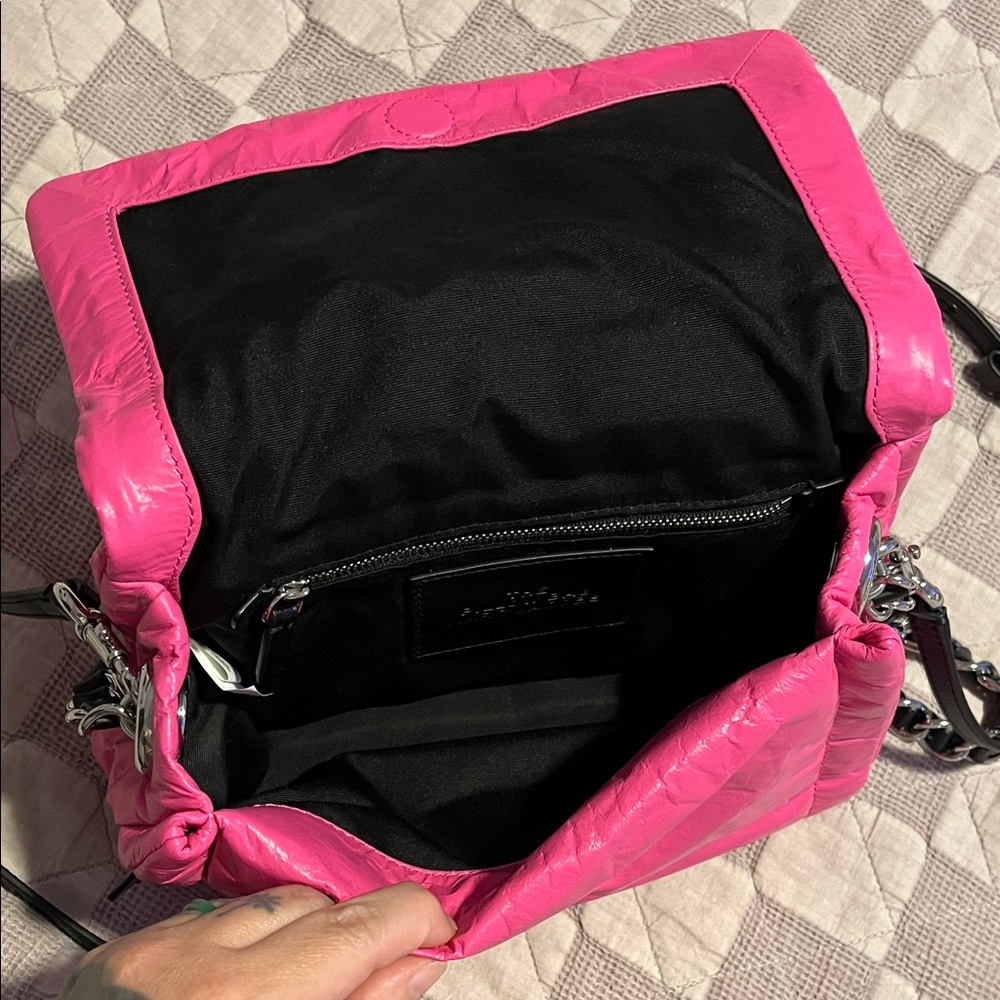 Marc Jacobs “The Pillow Bag” - Picture 7 of 7